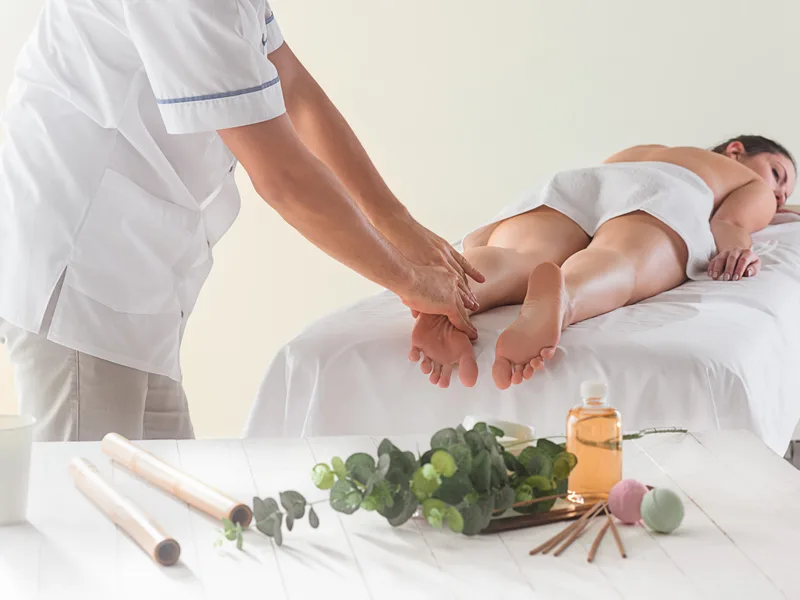Therapeutic Massage at Top Spine Chiropractic in Worcester