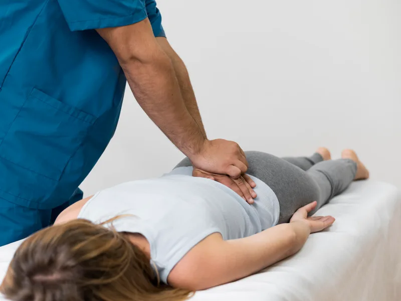 How Top Spine Chiropractic treats hip pain in Worcester