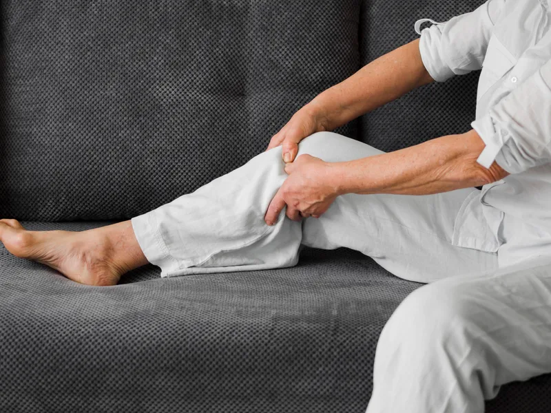 Chiropractic care for leg pain at Top Spine Chiropractic in Worcester