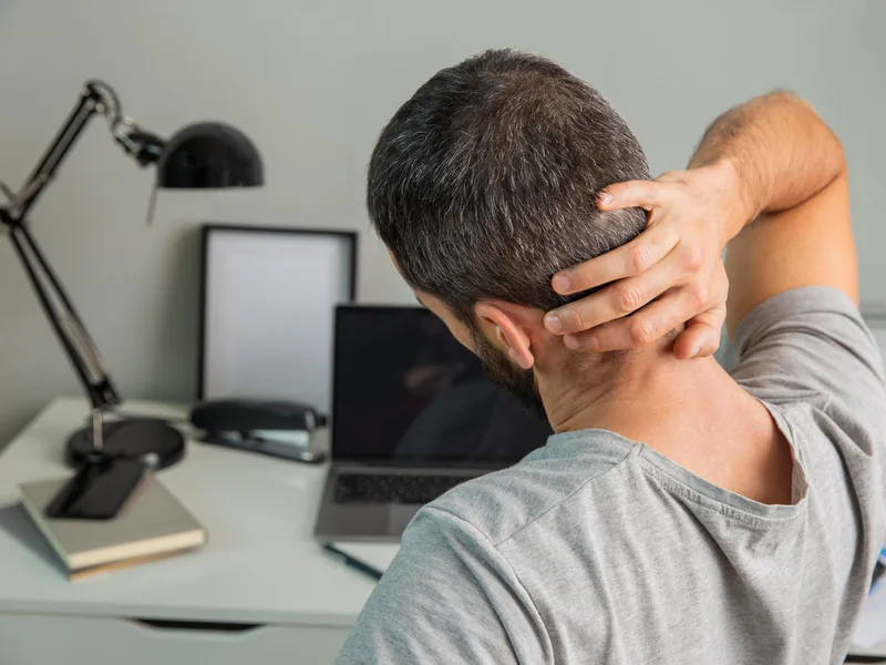 Top Spine Chiropractic treating neck pain in Worcester