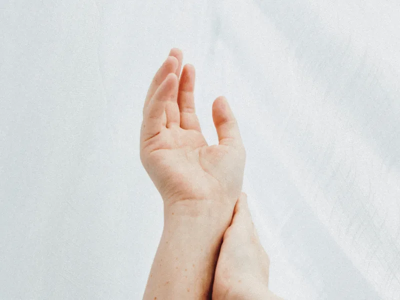 How Top Spine Chiropractic treats neuropathy in Worcester