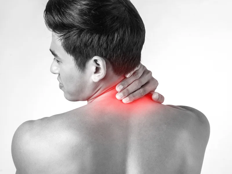 Top Spine Chiropractic treating pinched nerve in Worcester