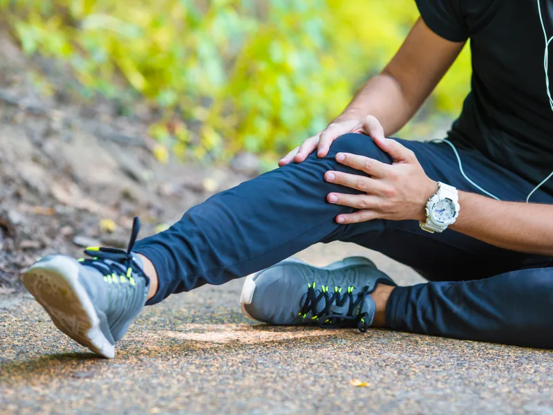 How Top Spine Chiropractic treats sprains & strains in Worcester