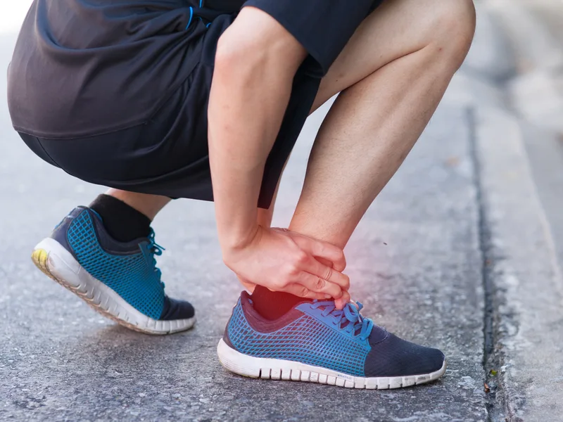 Top Spine Chiropractic treating sprains & strains in Worcester